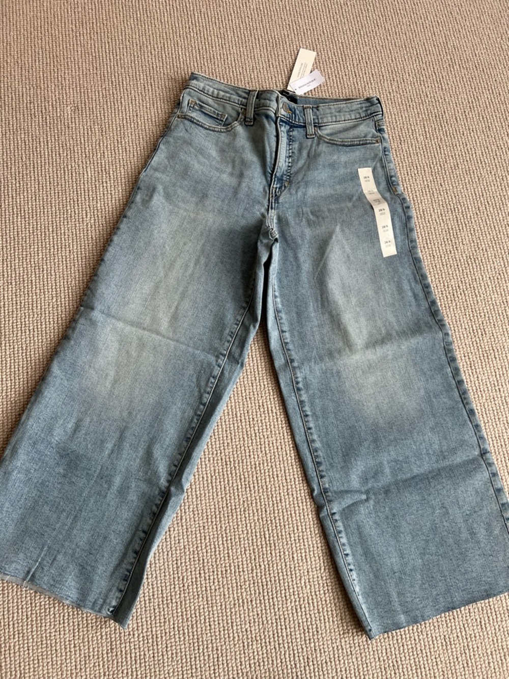 NWT Banana Republic Light Blue Wide Leg high waist cropped Jeans